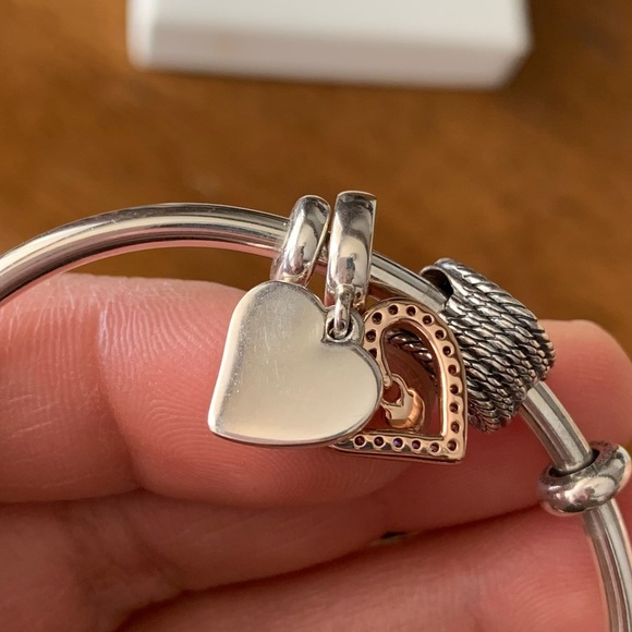 Pandora Open Bangle Charms Bracelet w/ 2 Hearts Pandora Charms & 2 Stoppers EUC - Picture 10 of 16